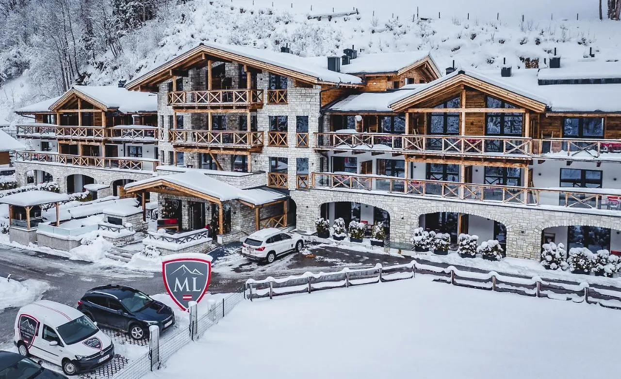 **** Aparthotel Avenida Mountain Lodges Saalbach Oostenrijk