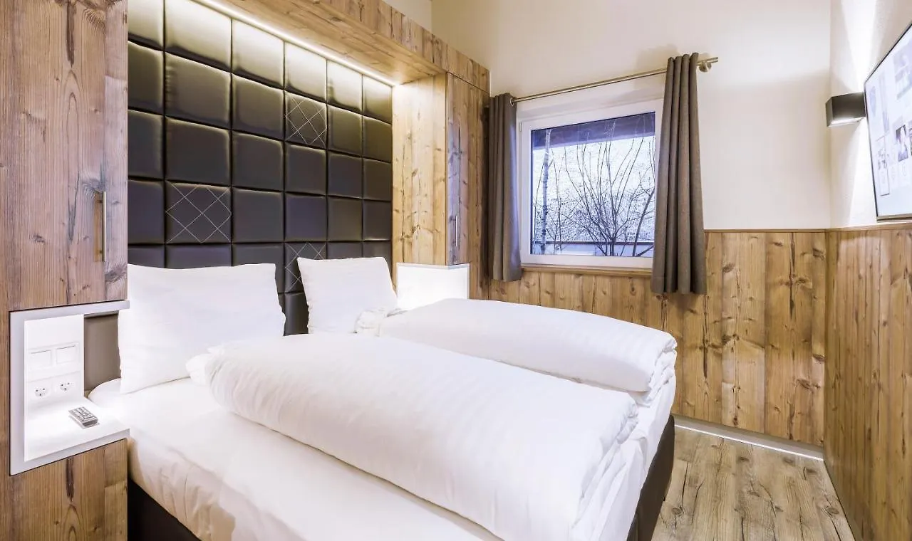 Avenida Mountain Lodges Saalbach Aparthotel Saalbach-Hinterglemm